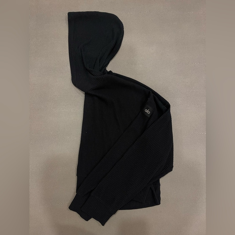 ALO Yoga Muse Hoodie (Black) - Size Large (12-14)